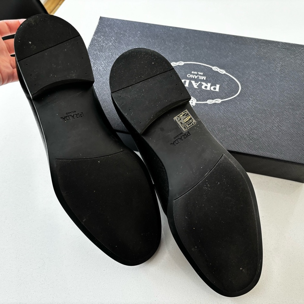 ‼️SOLD‼️
MENS PRADA saffiano leather loafers - Picture 6 of 11